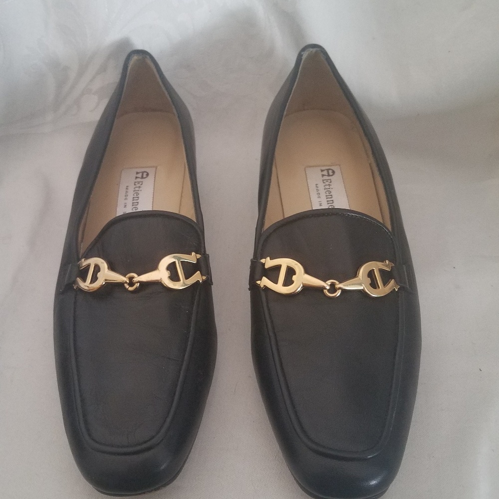 Etienne Aigner Buckle Style Flats EUC